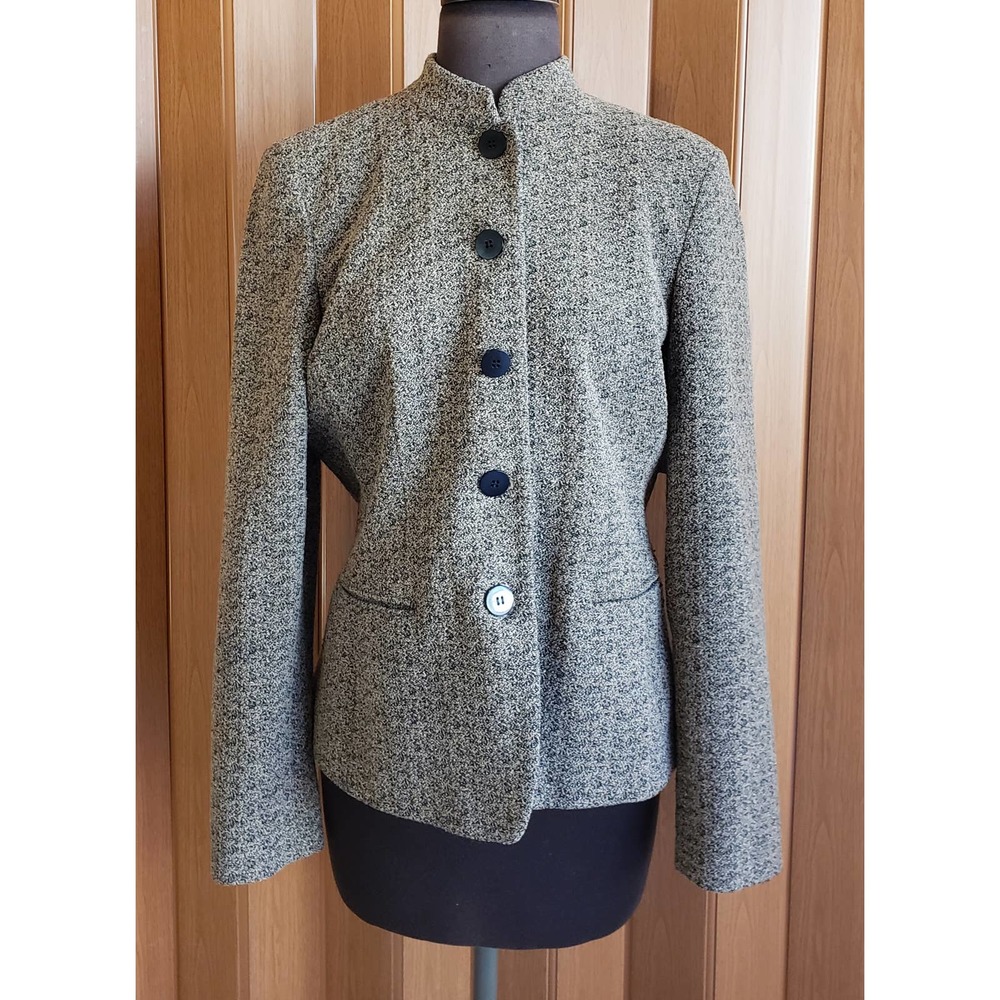 Studio by Liz Claiborne size 10 tan button up jacket